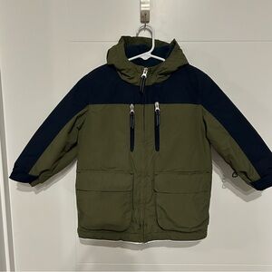 Boys Lands’ End Winter Coat. Olive Green/Navy. Size 4.